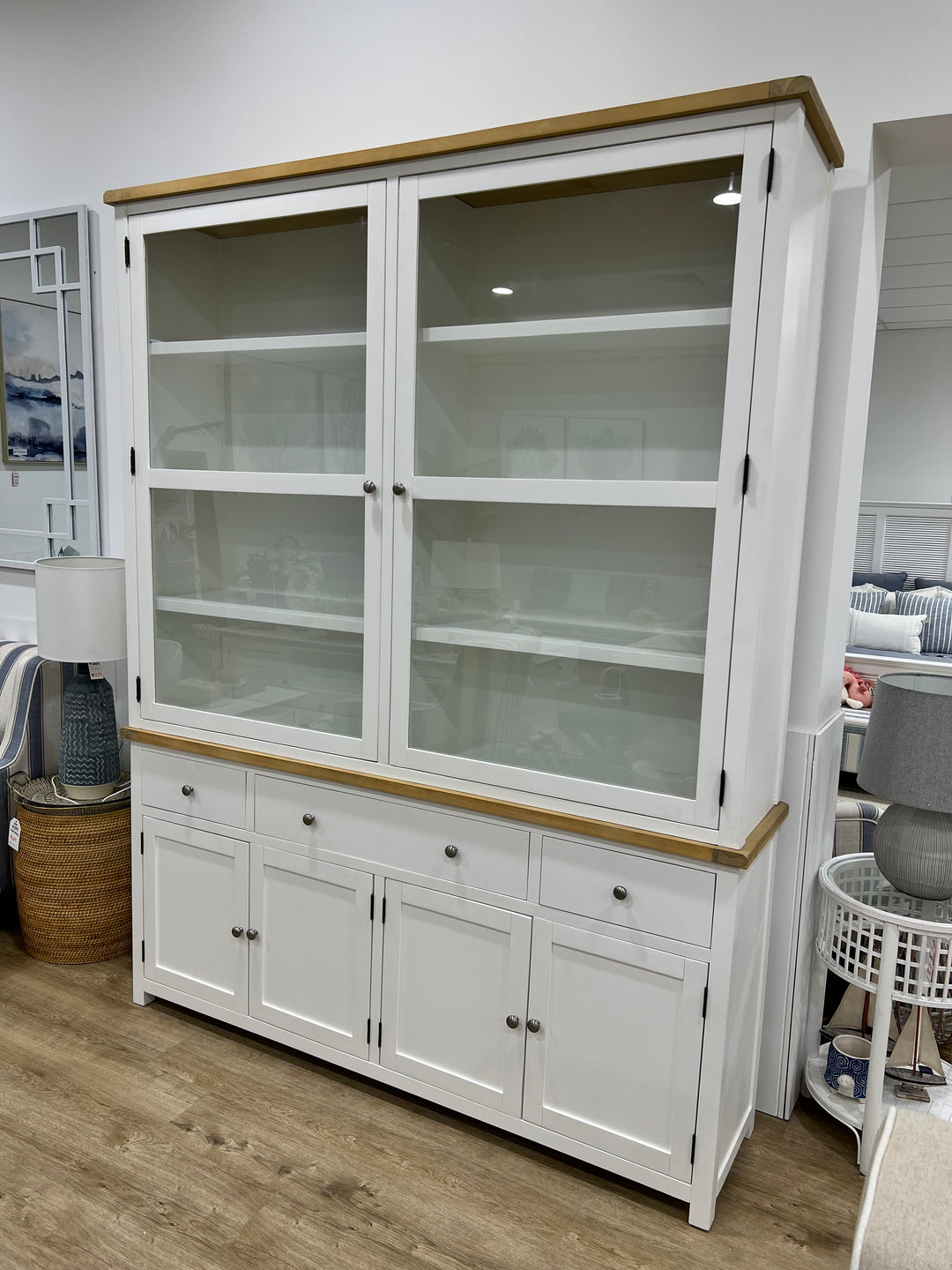 Laguna Cabinet