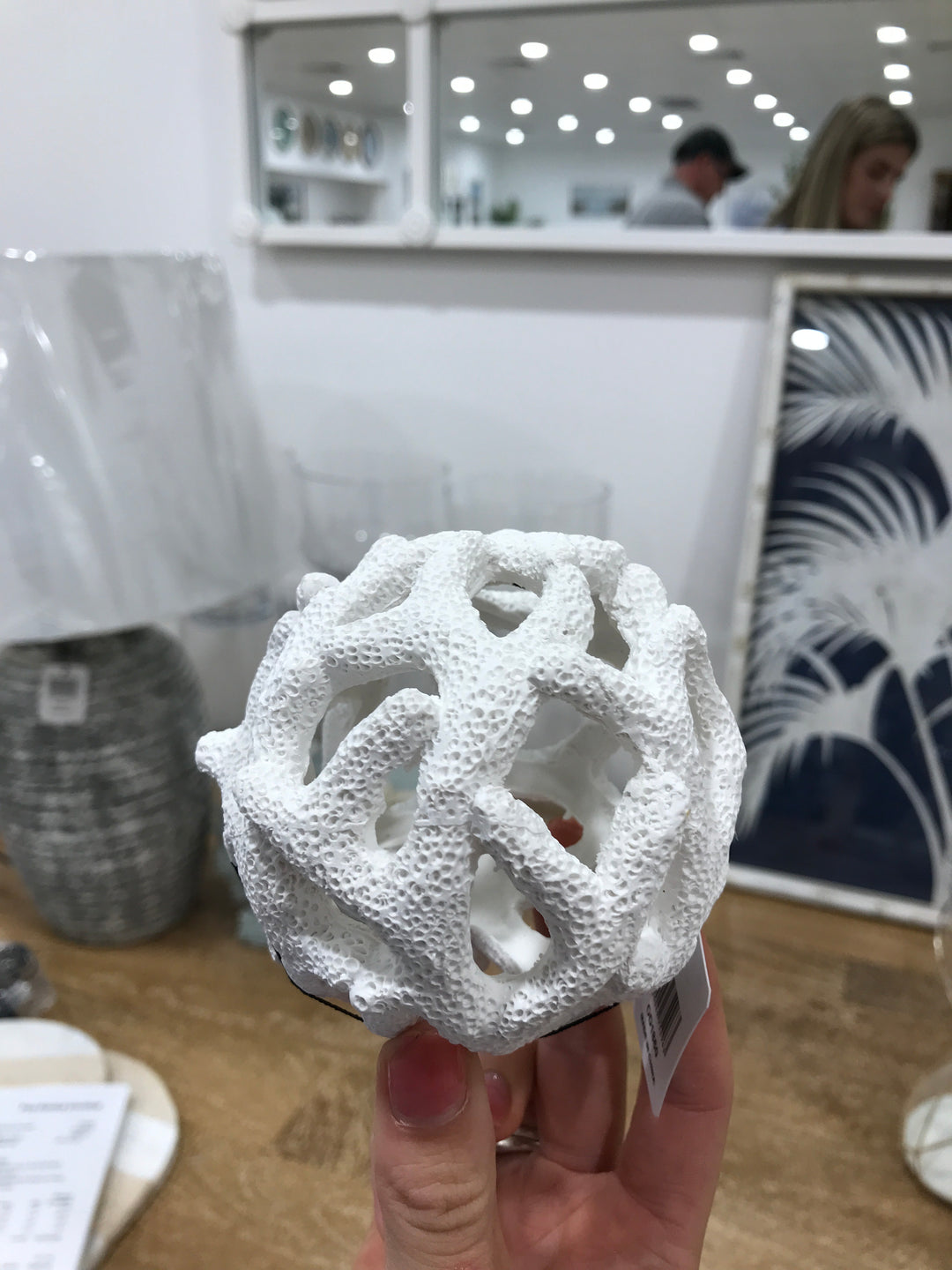 Coral Resin Deco Ball 9cm White