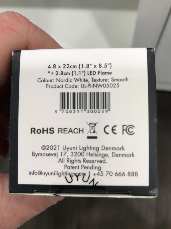 Uyuni Flameless Candle 4.8 x 22.2cm