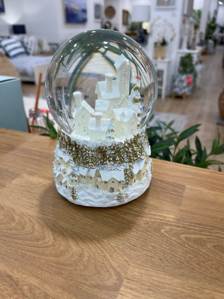 Music Village Snow globe