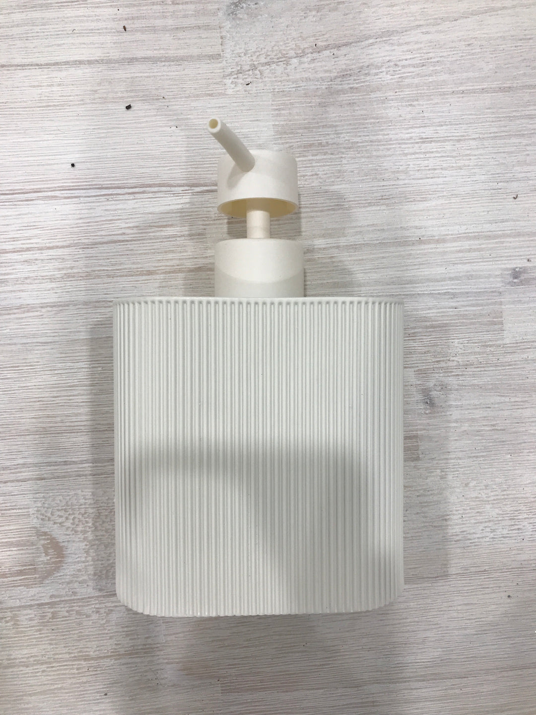 Sid Resin Dispenser 10.5x5.5x16cm Ivory