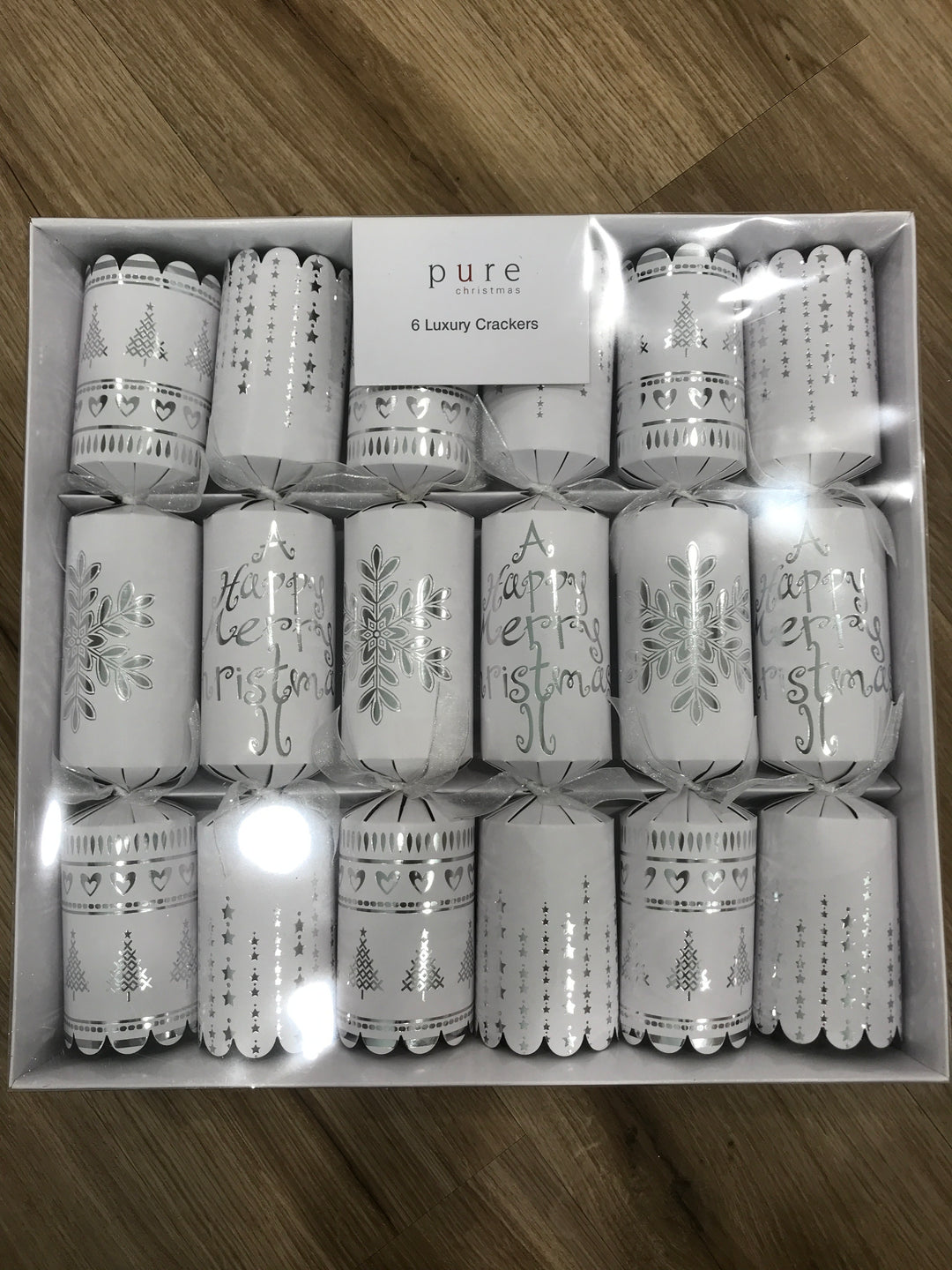 Luxury Cracker Box 6 Silver Snow Flake