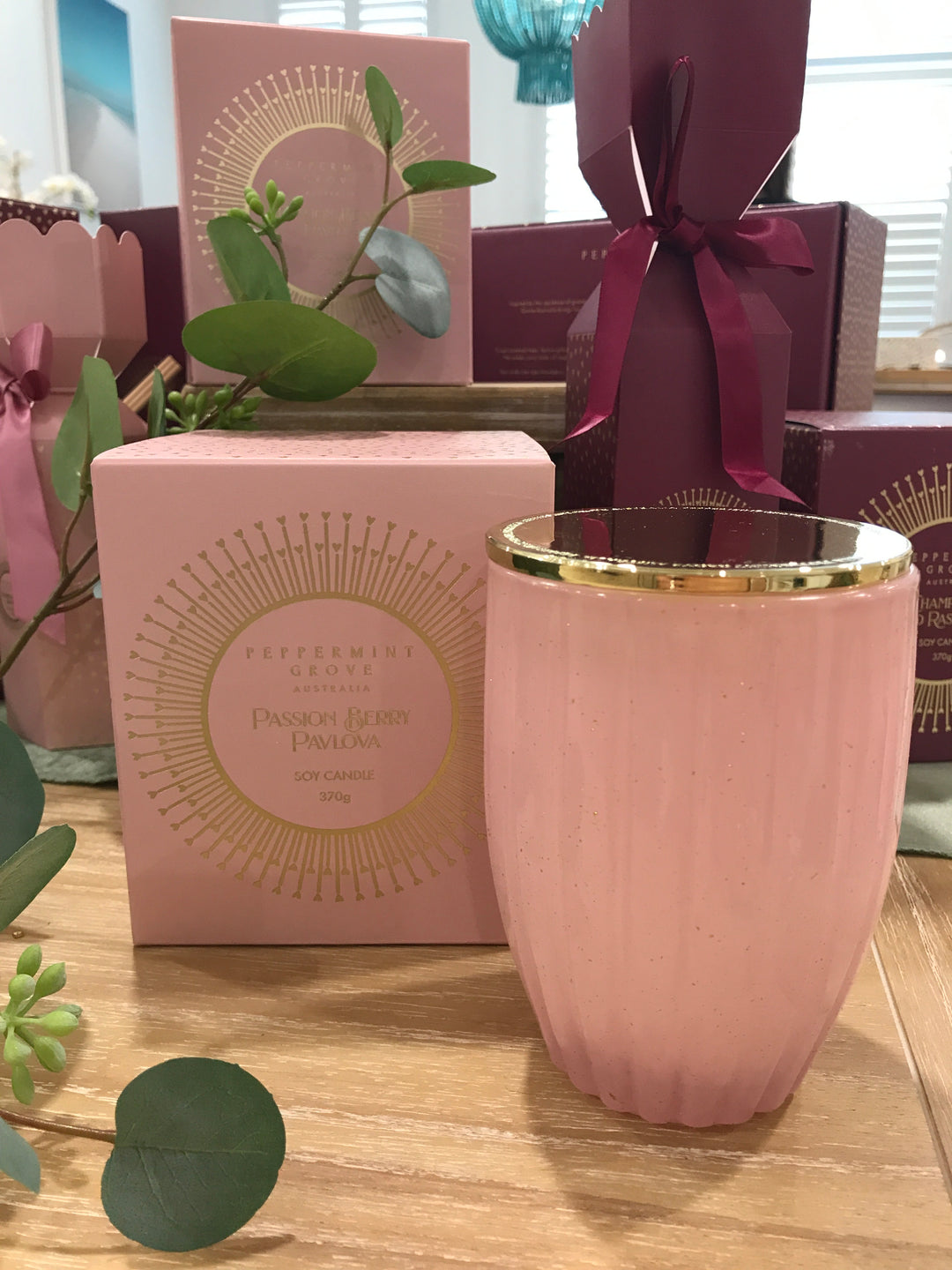 Large Candle- Passion Berry Pavlova