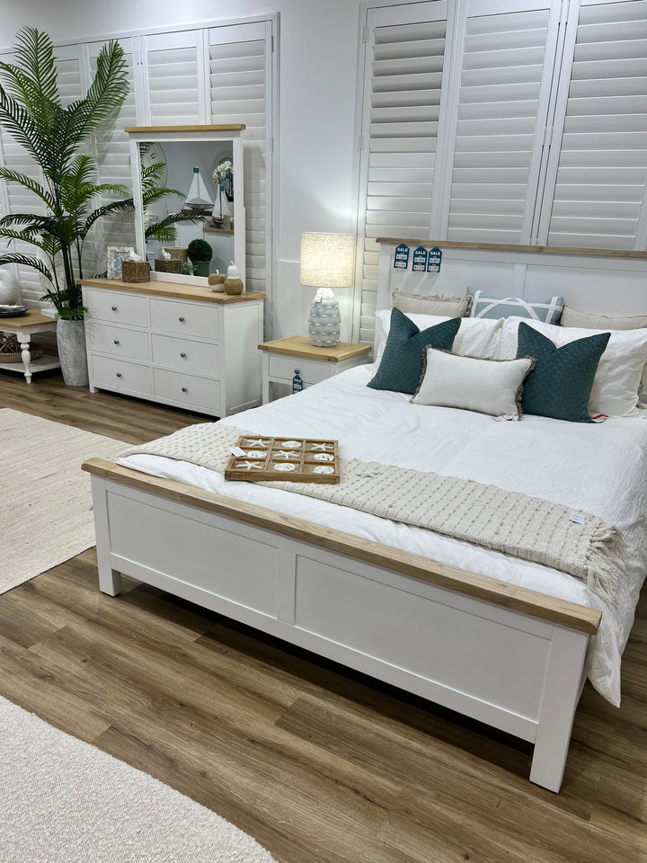 Laguna Dresser with Mirror