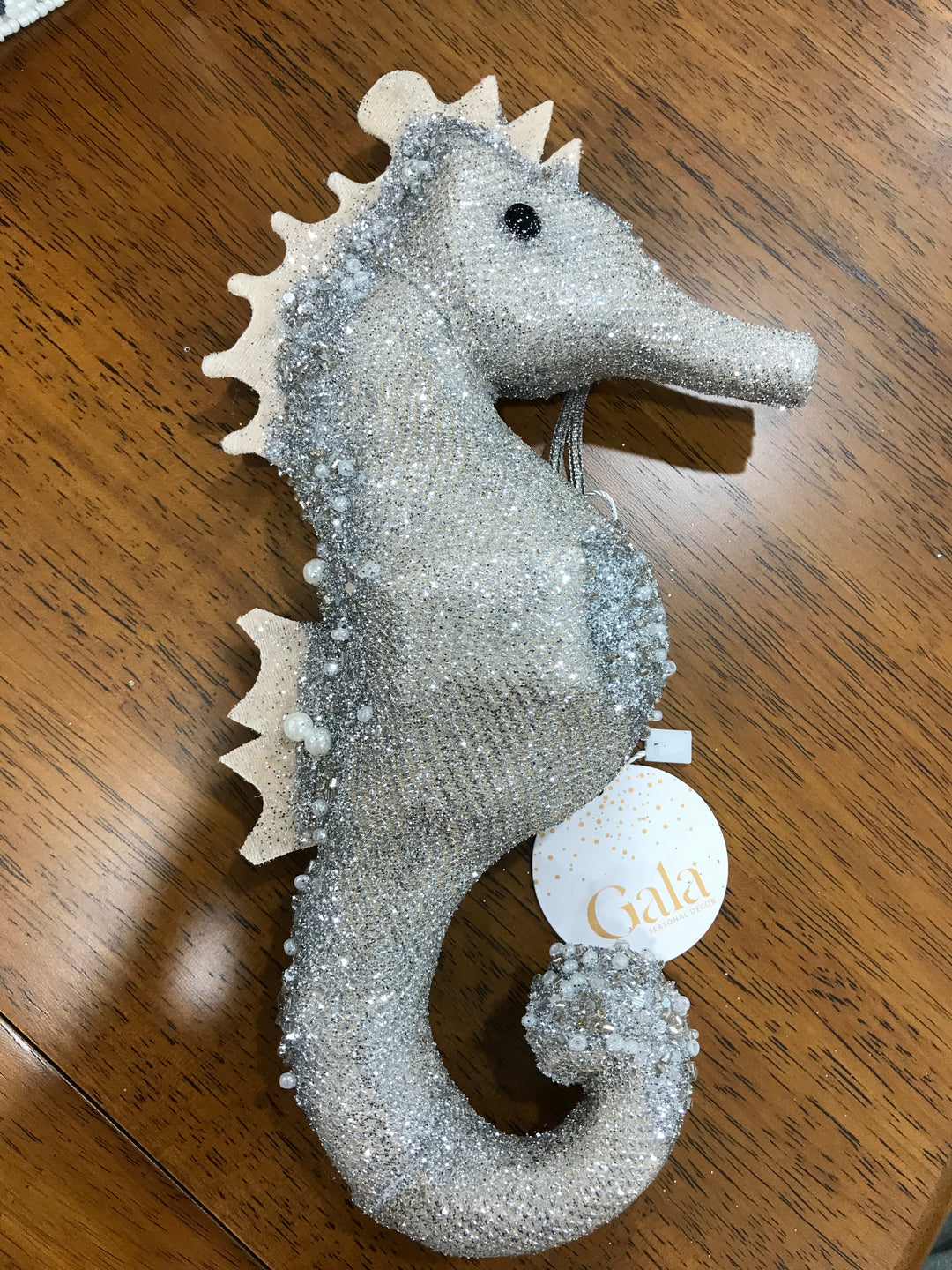 Sea horse hanger foam/poly 13x25cm champ
