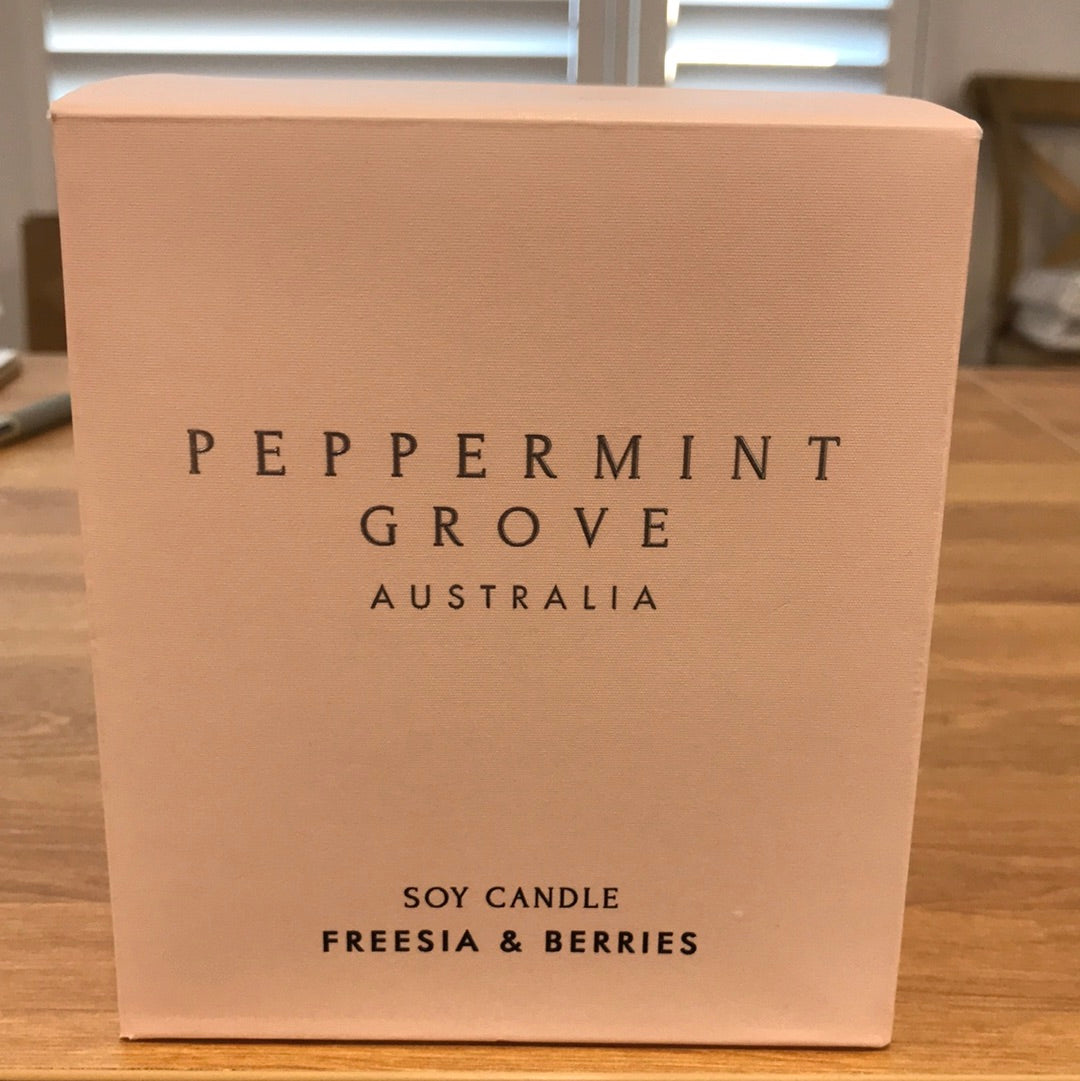 Freesia & Berries 350g Candle