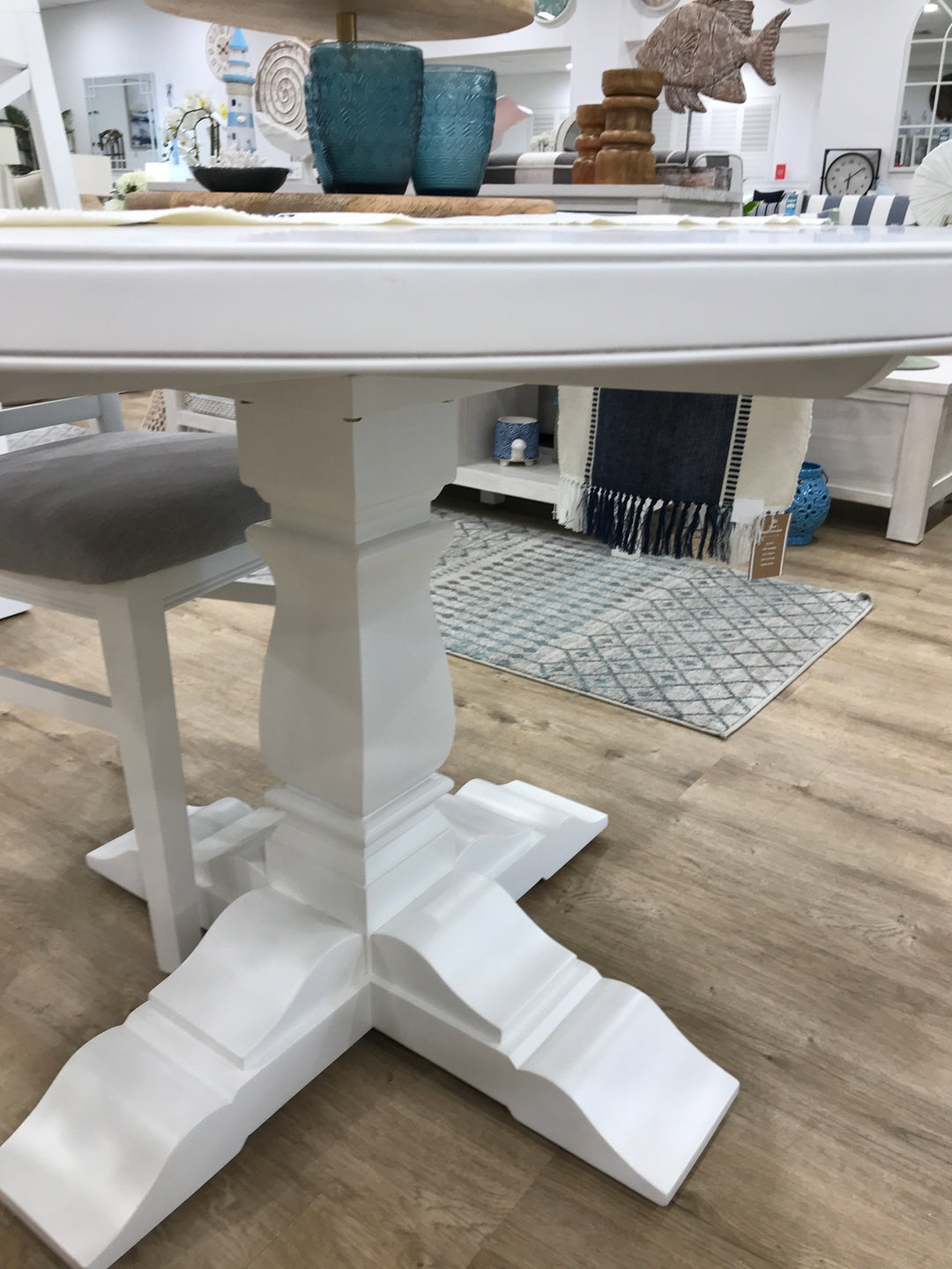 Hampton Round Dining Table 120cm Diameter