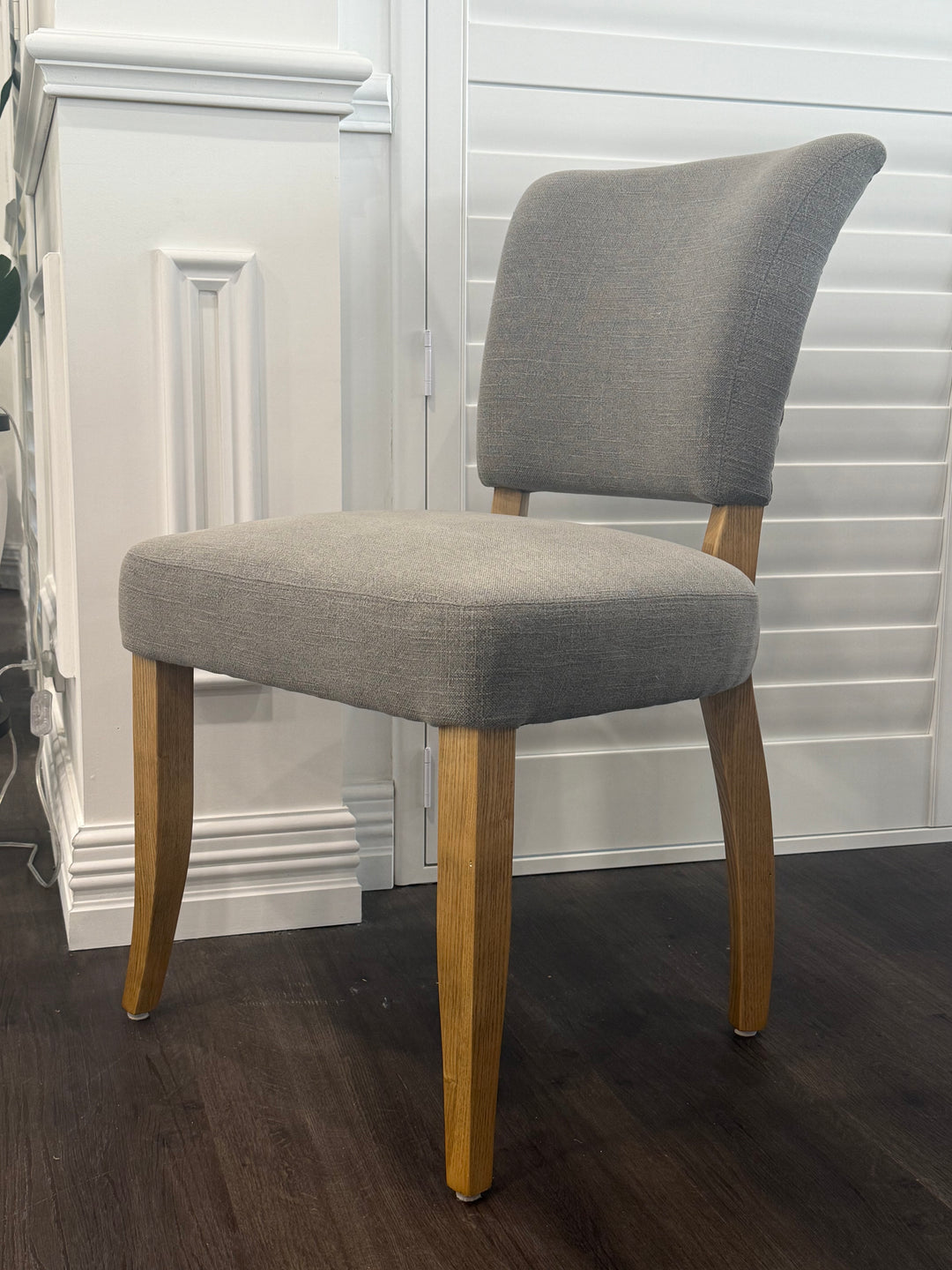 Clara Oakwood Linen Dining Chair Grey
