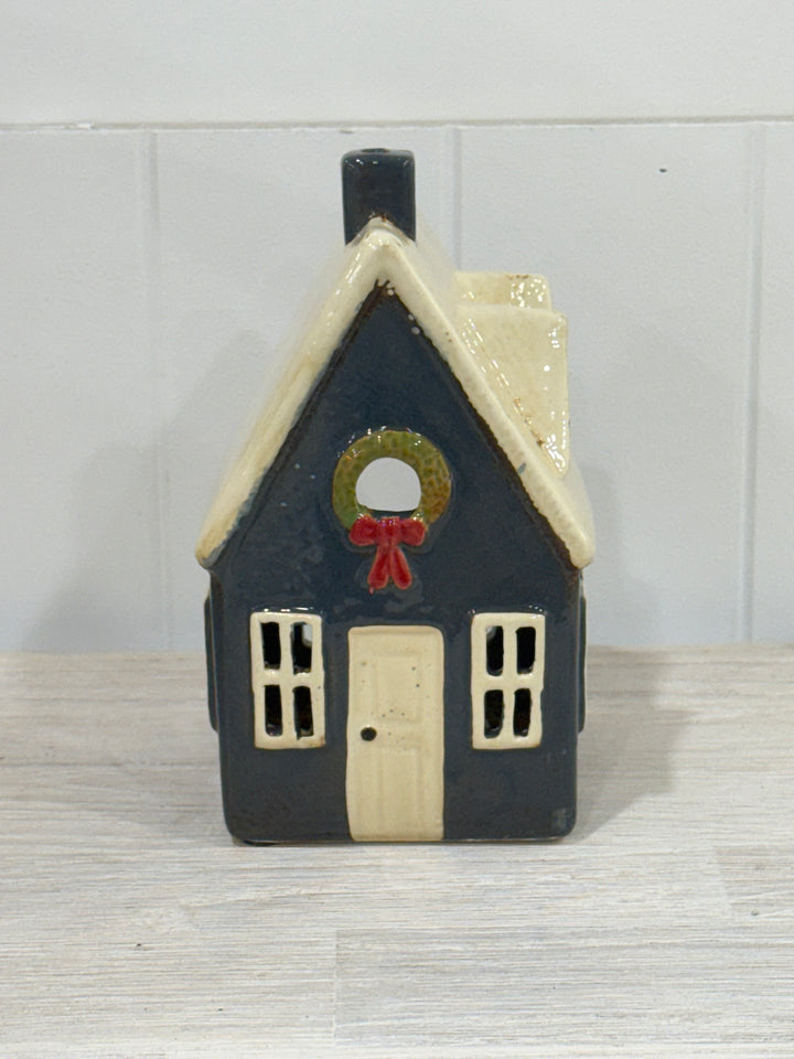 Alsace Tea Light Cottage Navy with Wreath