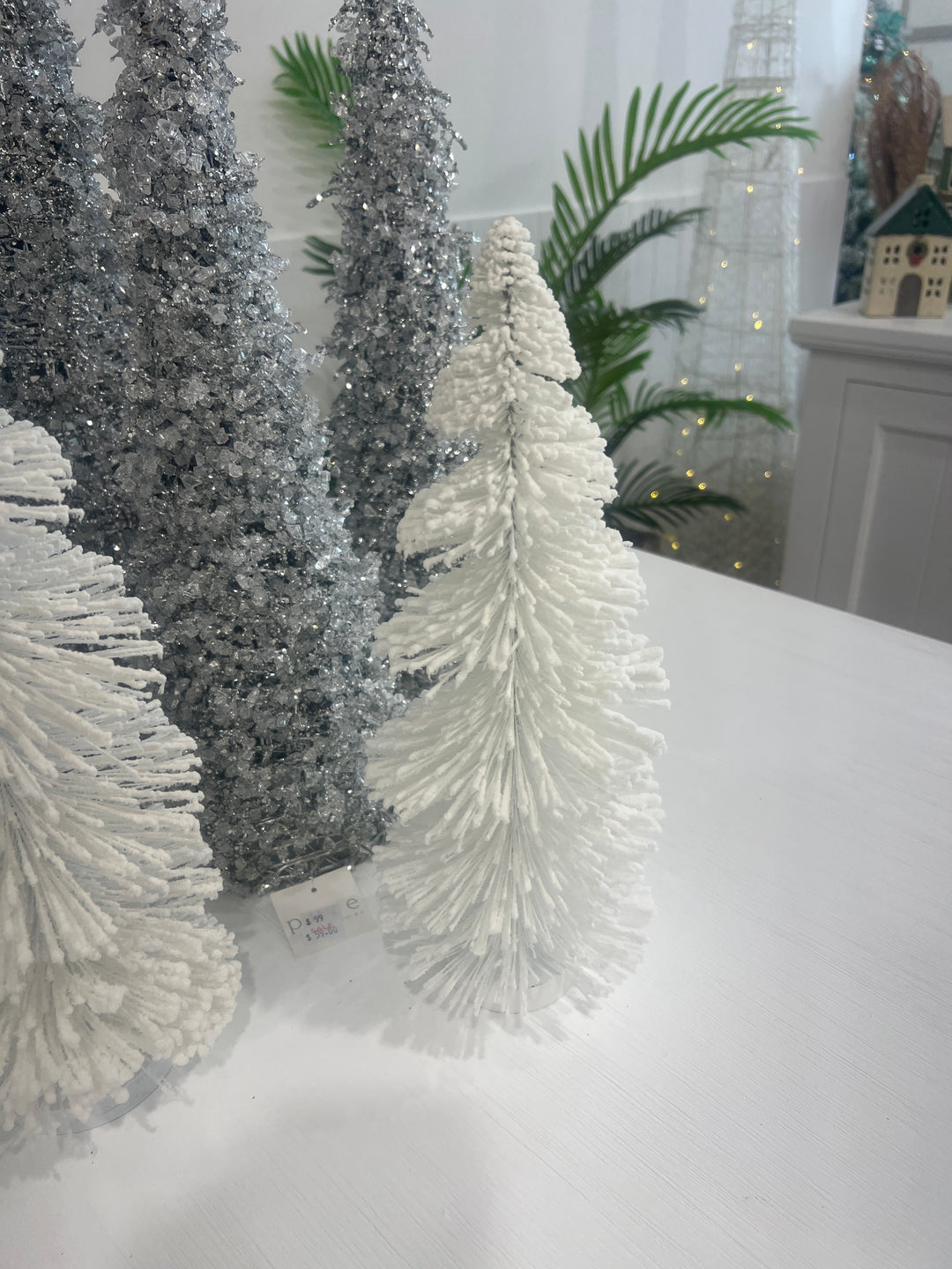 Brush Tree White Medium