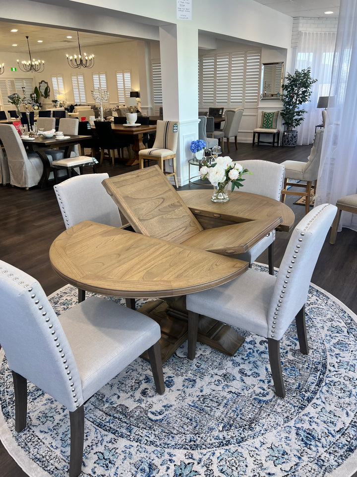 Sag Harbour Extendable Dining Table 110-160cm