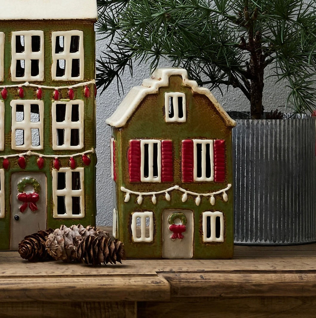 Alsace Tea Light House Christmas Green with Shutters
