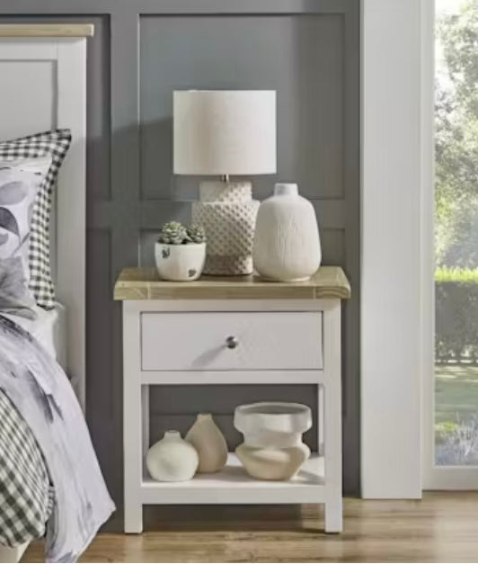 Laguna Bedside