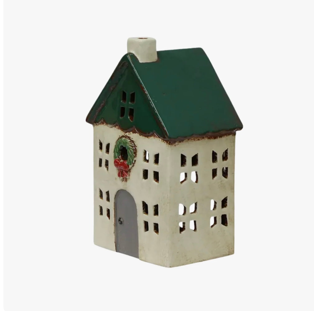 Christmas Tea Light House Green with Small Wreath