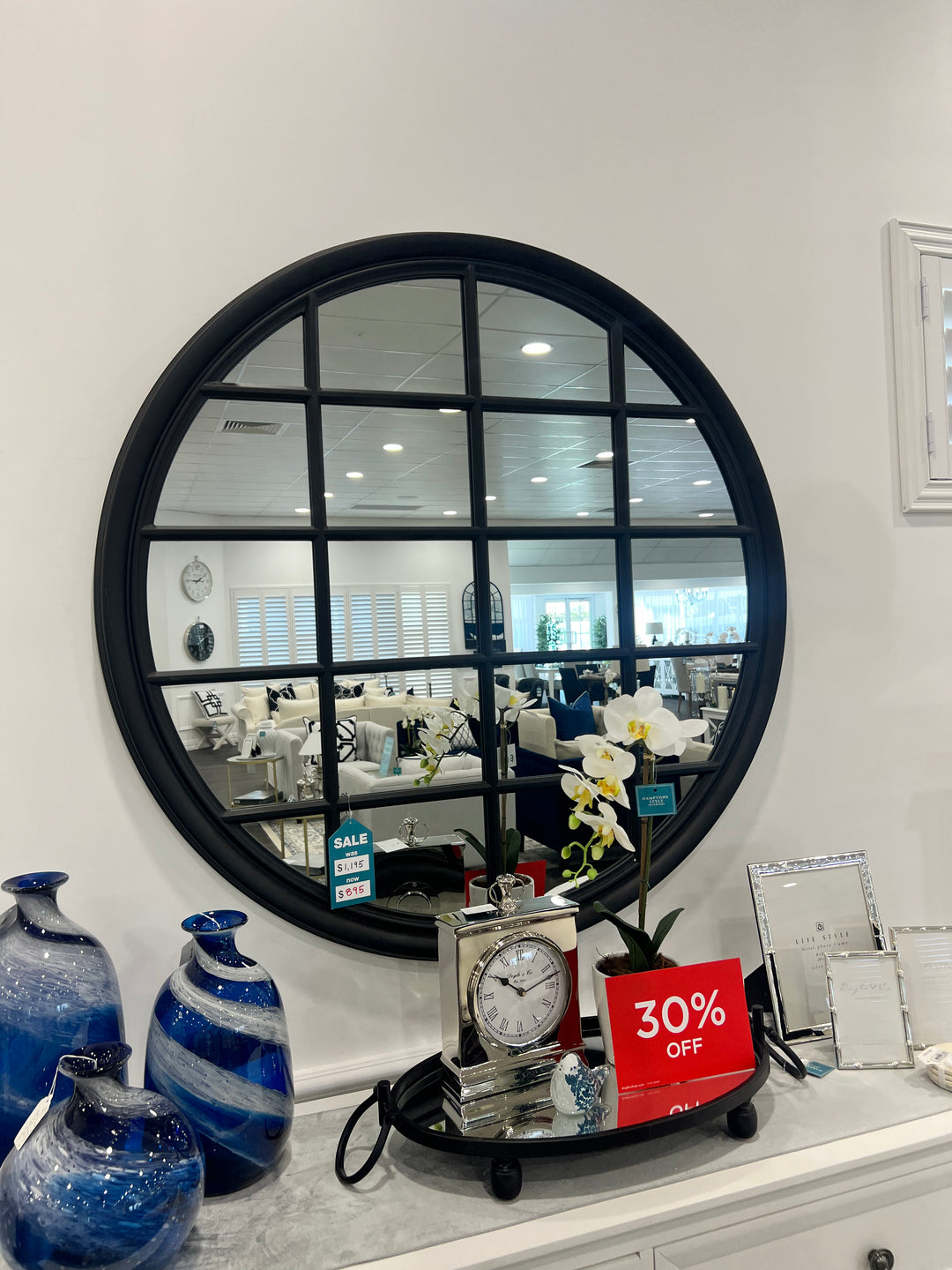 Hamptons Black Round Mirror