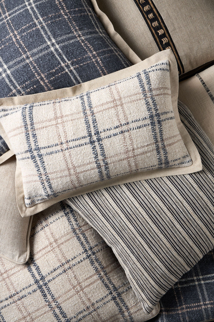 Country Hampshire Sand Cushion
