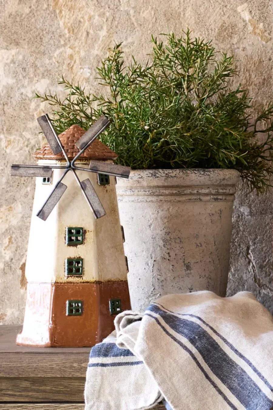 Cotswolds Country Tea Light Windmill