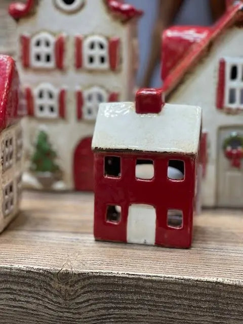 Alsace Petite Tea Light  Chalet Red Cream