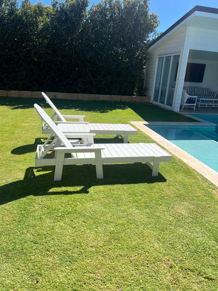 Hampton Polywood Outdoor Sunlounger