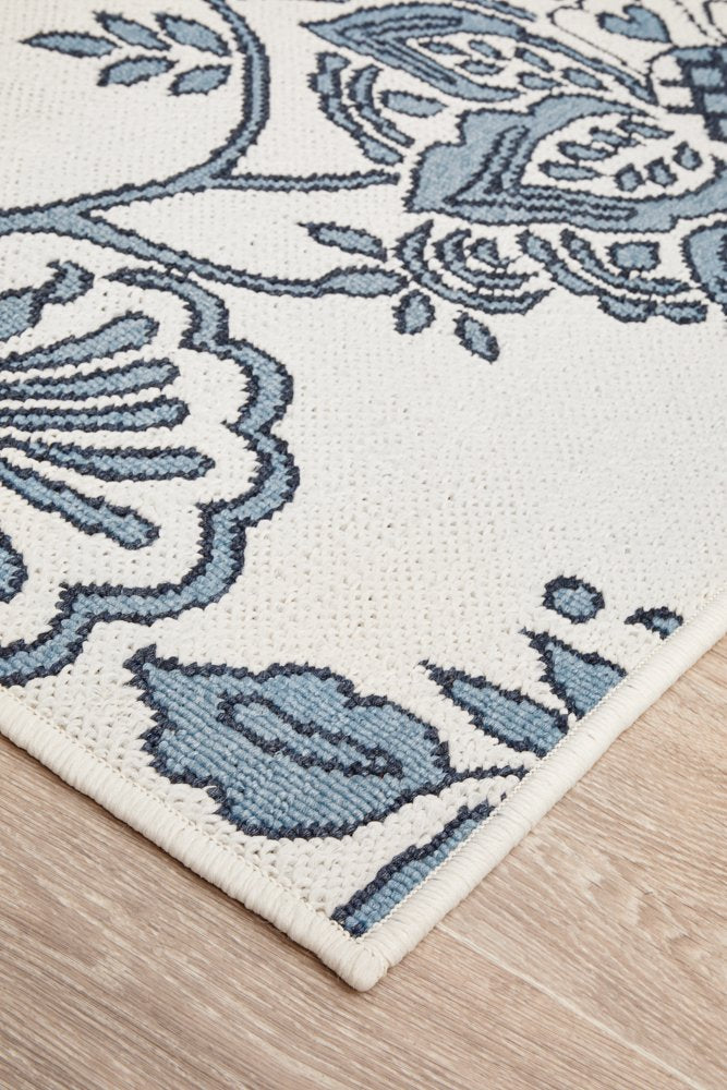 Outdoor Blue Bird Rug
