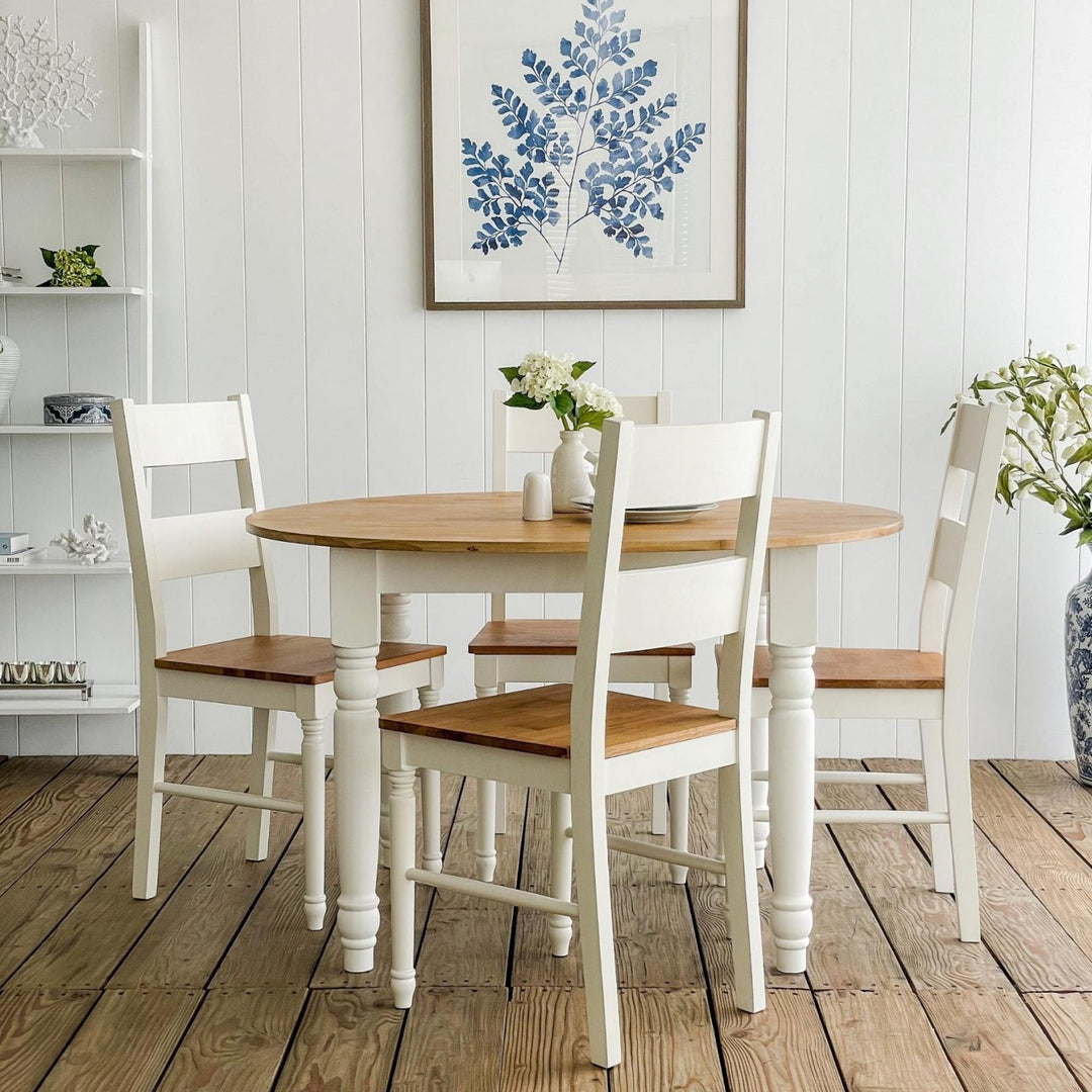 East Hampton Round Dining Table FLOORSTOCK OP