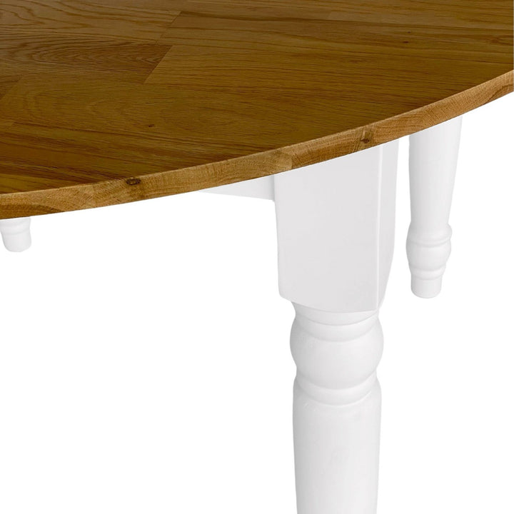 East Hampton Round Dining Table FLOORSTOCK OP