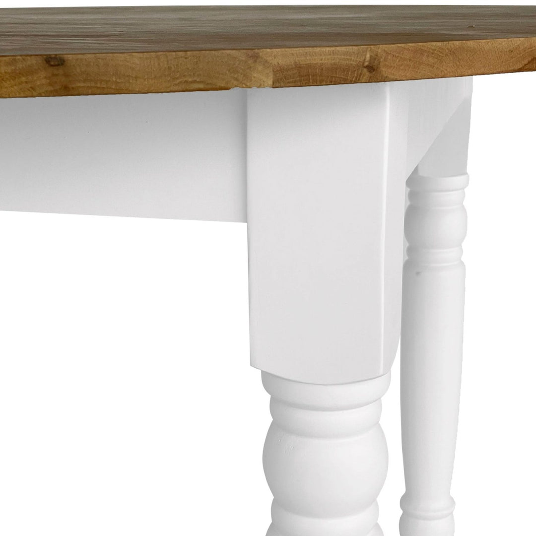 East Hampton Round Dining Table FLOORSTOCK OP