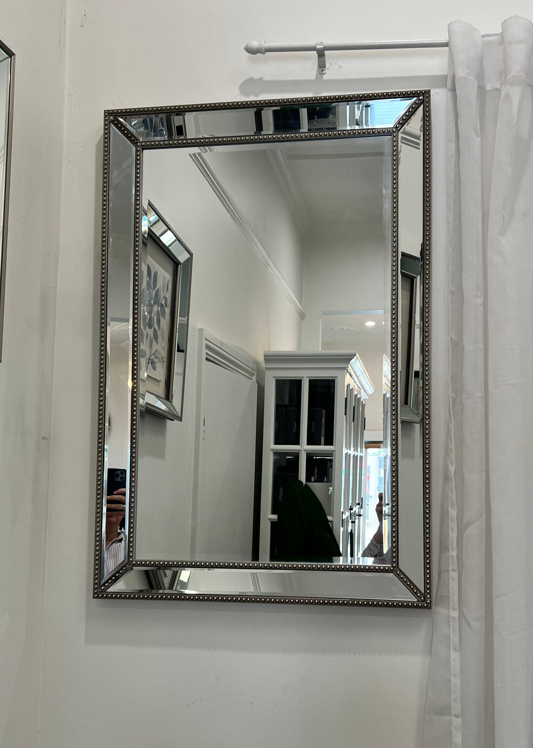 Zeta Antique Silver Mirror Medium FLOORSTOCK