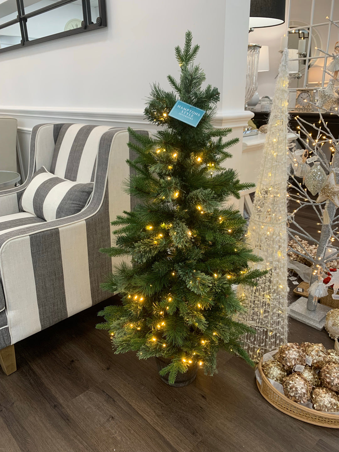 Entrance Christmas Tree Prelit