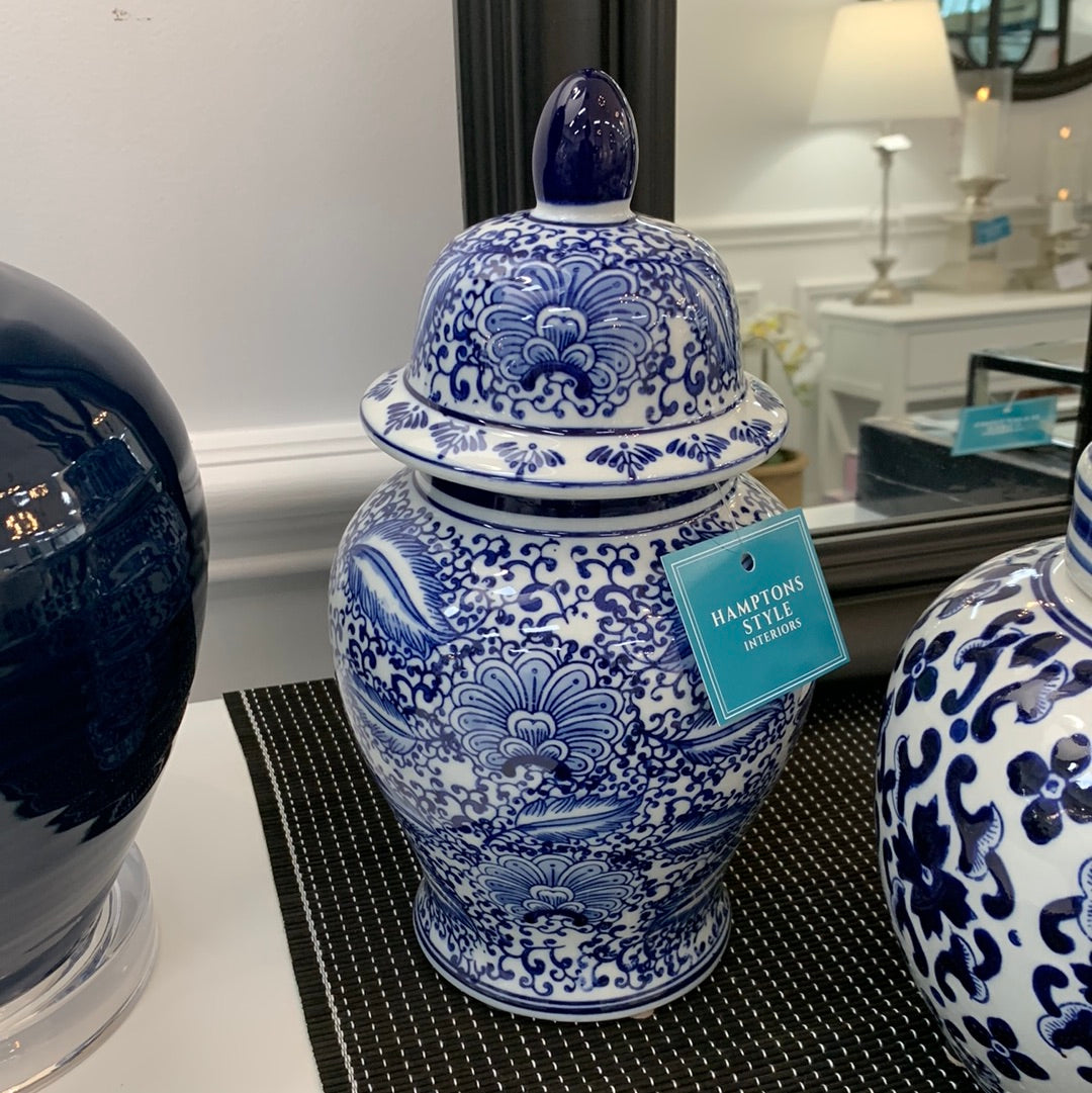 Eastern blue & White jar Small