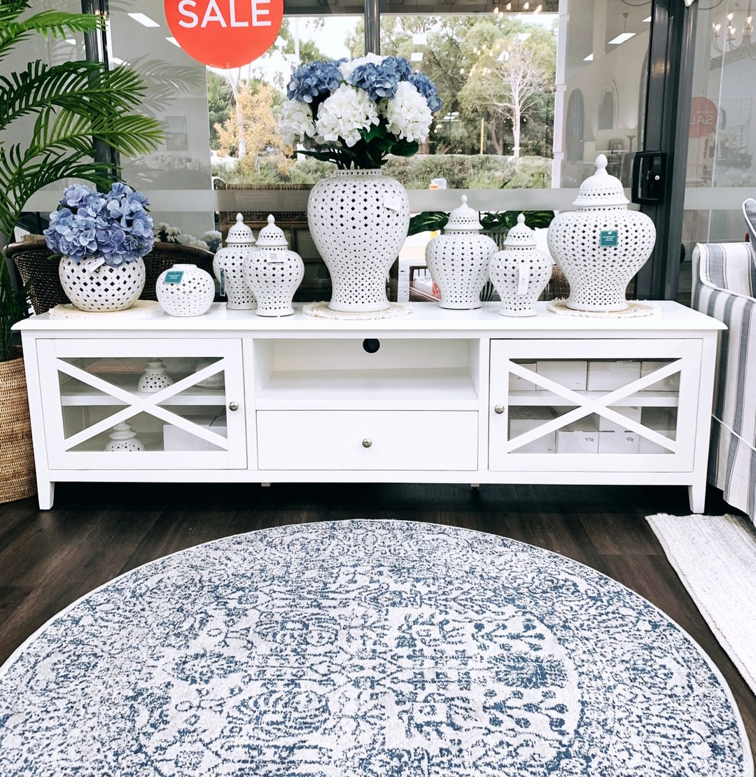 Hampton TV Unit 210cm