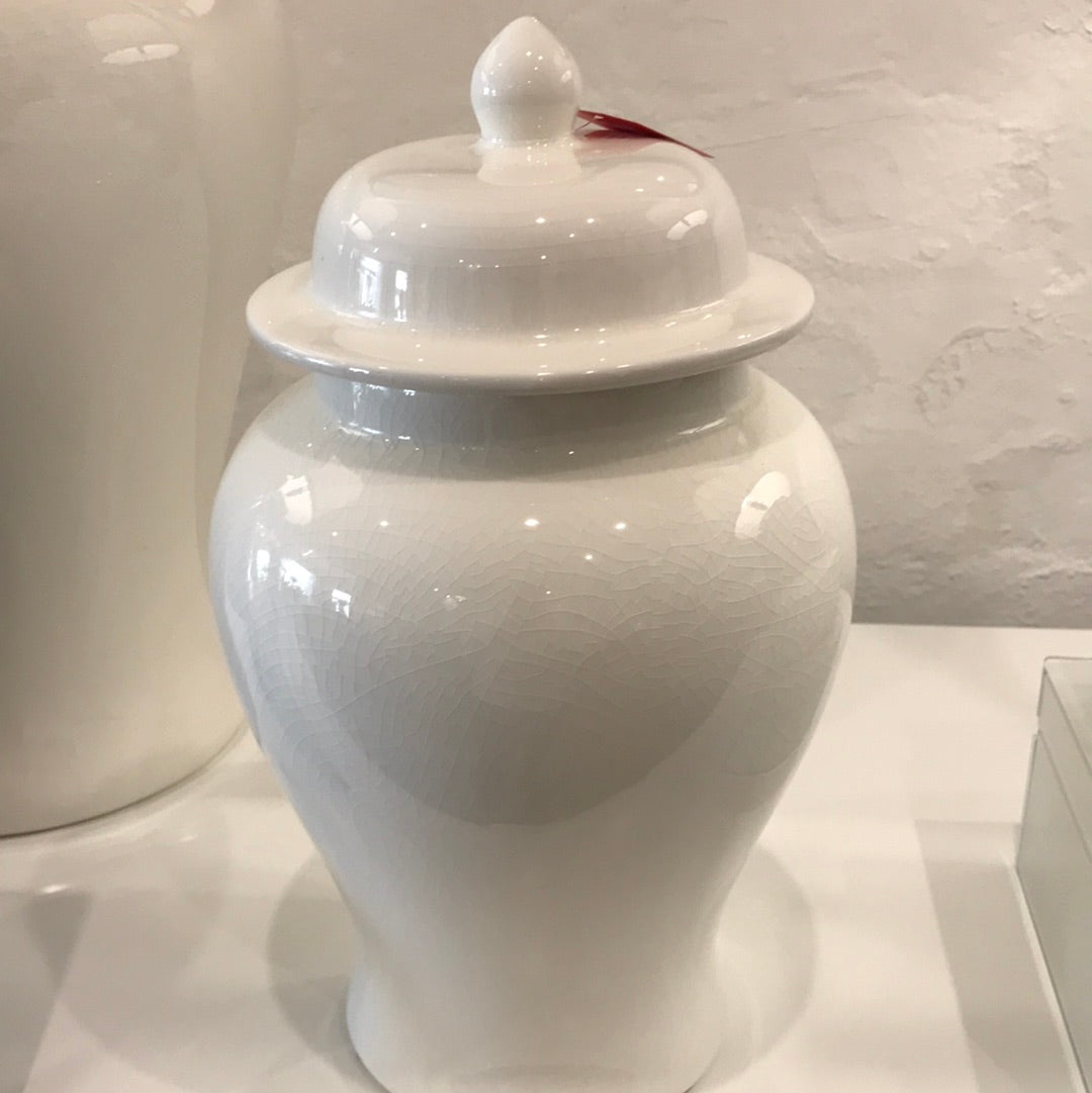 Tua  small ginger jar