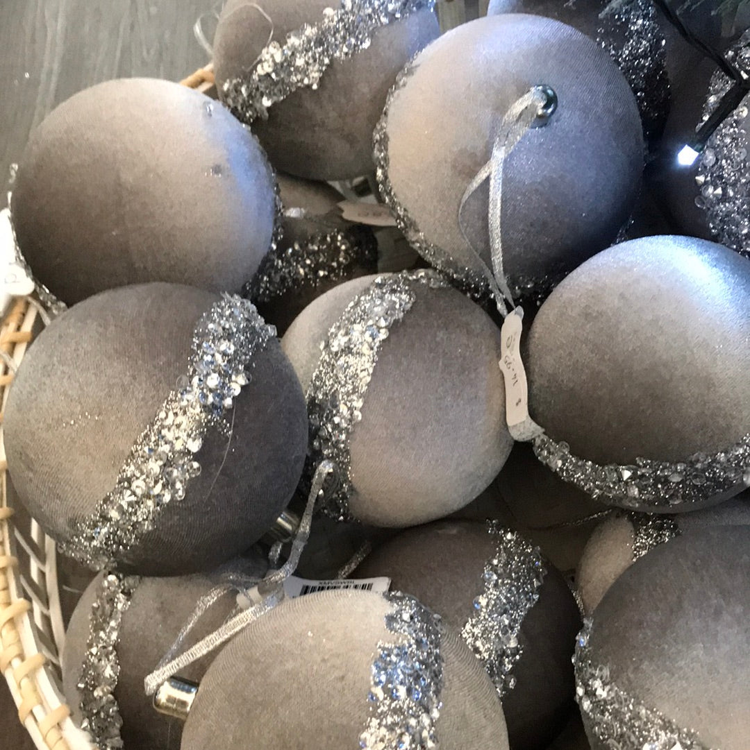Velvet Silver White Bauble Large