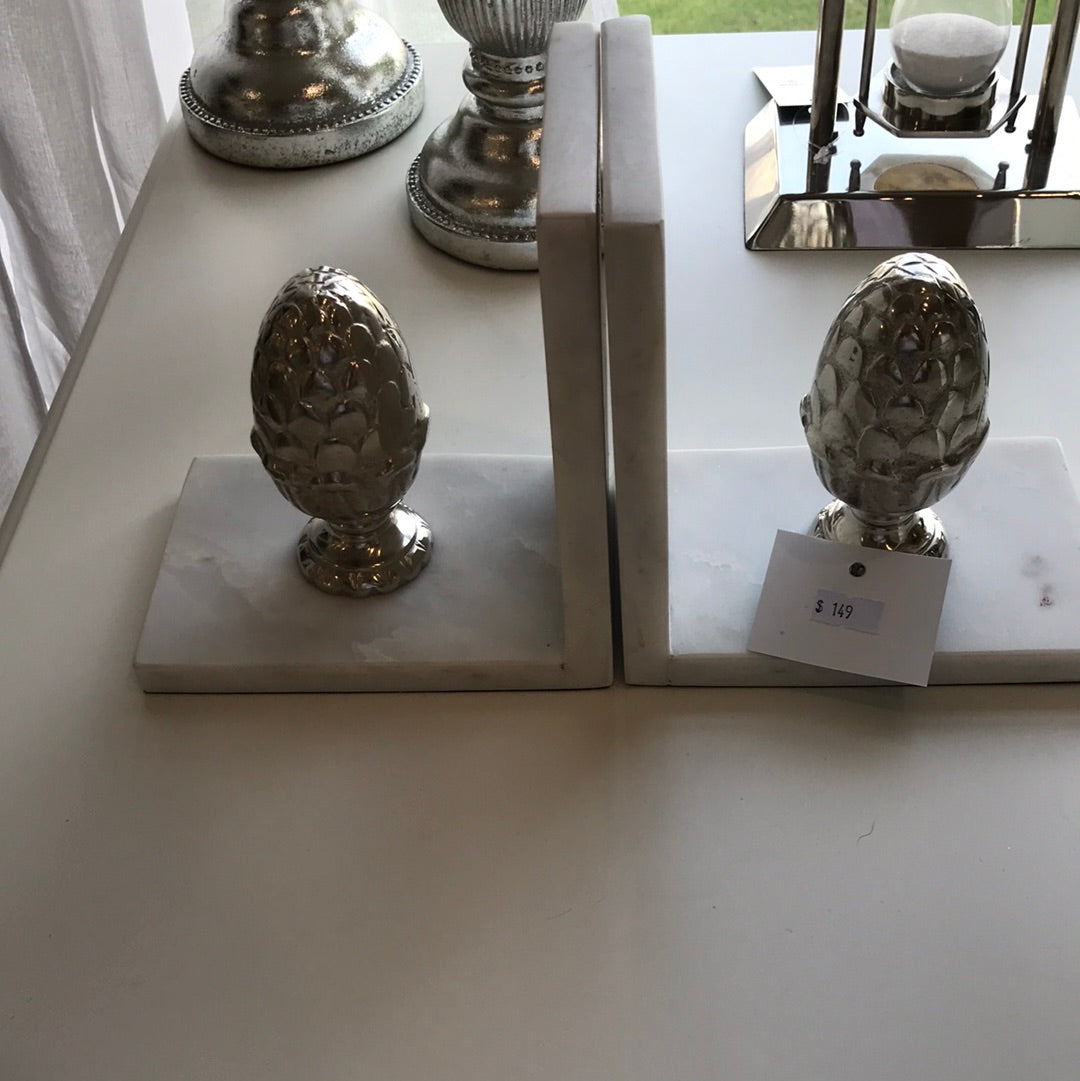 MARBLE BOOKENDS SET SILVER ACORN